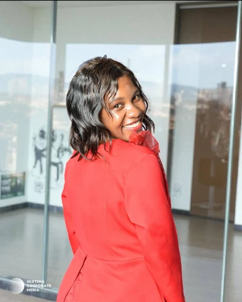 studio_and_outdoor_8ad7752a-f544-4a51-91e7-ba8dbd5608e0