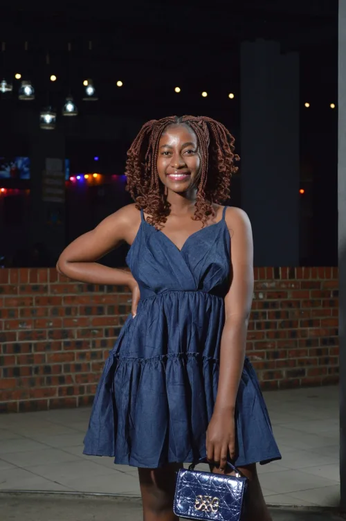 studio_and_outdoor_e0082eda-59c6-4e4b-985e-fcf51f6a9b3c_83